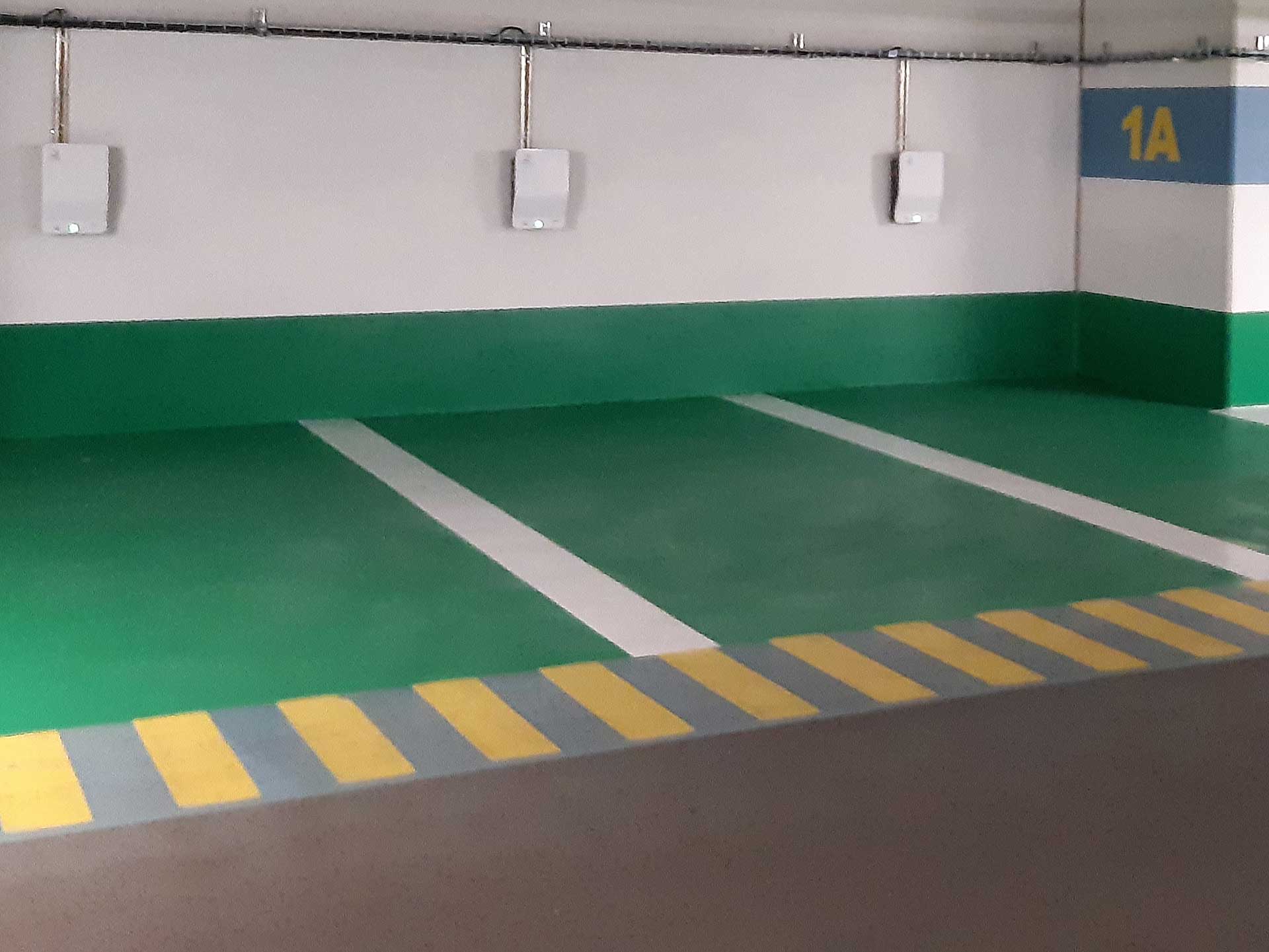 elexent-borne-recharge-parking-souterrain-vehicule-electrique-immeuble-icade borne de recharge parking souterrain véhicule électrique immeuble Icade